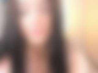 Bella's Live Sex Cam Show
