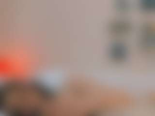 Bella's Live Sex Cam Show