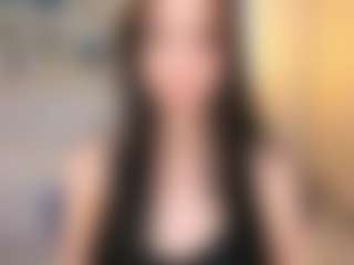 Bella's Live Sex Cam Show