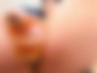 Bella's Live Sex Cam Show