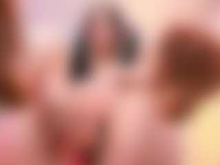 Bella's Live Sex Cam Show