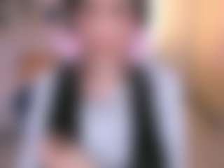 Bella's Live Sex Cam Show