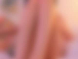 Bella's Live Sex Cam Show