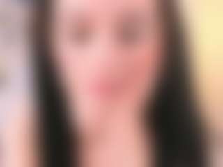 Live cam show with Bella - Green Eyes on CSO-WL