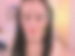 Bella's Live Sex Cam Show