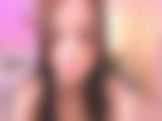 Bella's Live Sex Cam Show