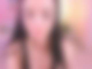 Bella's Live Sex Cam Show
