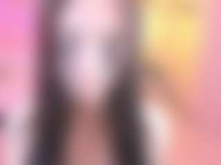 Bella's Live Sex Cam Show