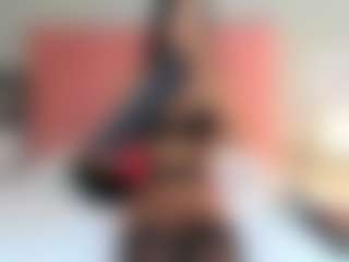 Live cam show with Dhania - Brown Eyes on liverealitysex.com