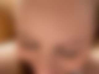 EleonoreBirkenmeier's Live Sex Cam Show