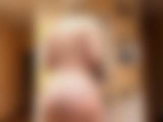 EleonoreBirkenmeier's Live Sex Cam Show