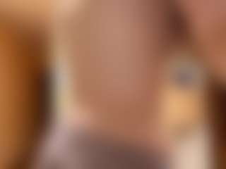 EleonoreBirkenmeier's Live Sex Cam Show
