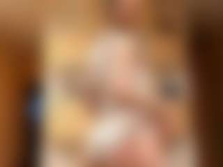 EleonoreBirkenmeier's Live Sex Cam Show