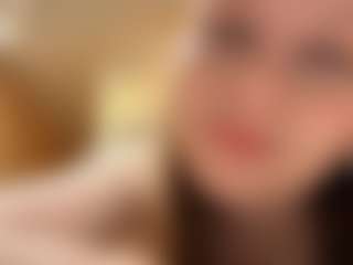 EleonoreBirkenmeier's Live Sex Cam Show