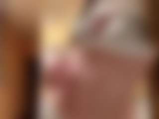 EleonoreBirkenmeier's Live Sex Cam Show