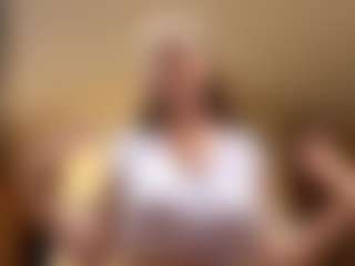 Live cam show with EleonoreBirkenmeier - Blonde Hair Amateur on crypto-cams