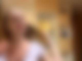 EleonoreBirkenmeier's Live Sex Cam Show