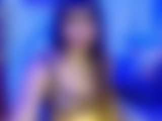Live cam show with Emmy-Capland - New MILF on Soda Cam