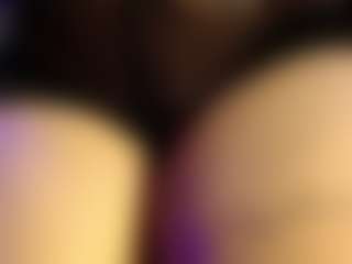 Emmy-Capland's Live Sex Cam Show