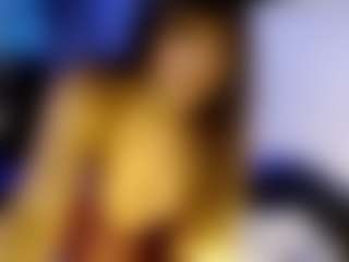 Live cam show with Emmy-Capland - Squirt Blonde Hair on boobsie.com