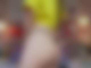 Live cam show with GabyEvans44 - Brown Hair Teen (18+) on StripNow