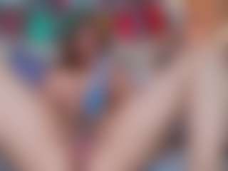 GabyEvans44's Live Sex Cam Show