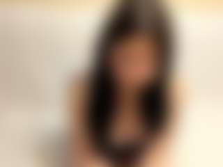 Live cam show with Alisa - Flashing on AdultVida.com