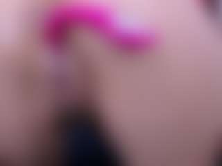 Live cam show with RachelTom - Spank on CamwithHer