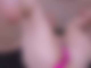 Live cam show with RachelTom - Facial on liverealitysex.com