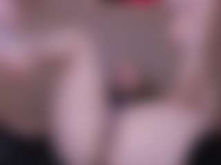 Live cam show with RachelTom - Striptease on Camsoda