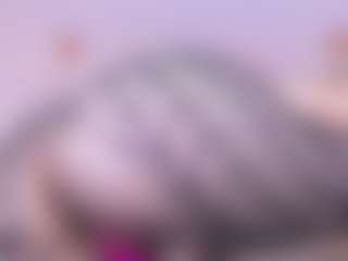 Live cam show with RachelTom - Strip on Camsoda