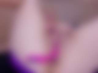 Live cam show with RachelTom - Facial on Camsoda