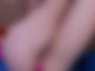 Live cam show with RachelTom - Normal on Camsoda