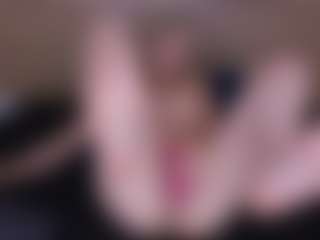 Live cam show with RachelTom - Striptease on Cam Slut