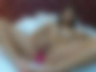 SeleneMarrowC's Live Sex Cam Show