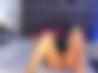 stacy-boom MILF webcam performer live streaming
