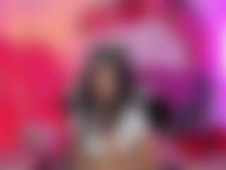 Arianaivers's Live Sex Cam Show