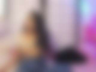 Arianaivers's Live Sex Cam Show