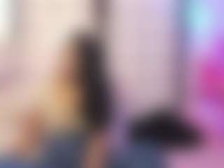 Arianaivers's Live Sex Cam Show