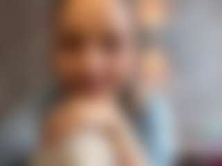 Live cam show with ColeenMoravec - Thong on sexylive.show
