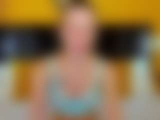 Live cam show with DaleGomez - Athletic Tease on Dolls Live