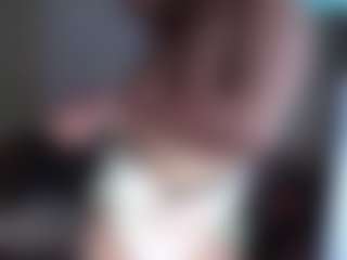 Essencelover's Live Sex Cam Show