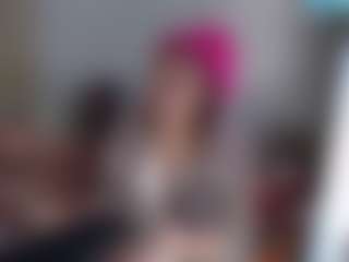 Essencelover's Live Sex Cam Show