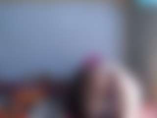 Essencelover's Live Sex Cam Show