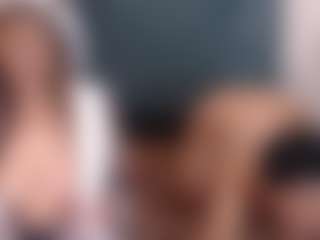 Essencelover's Live Sex Cam Show