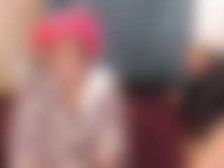 Essencelover's Live Sex Cam Show