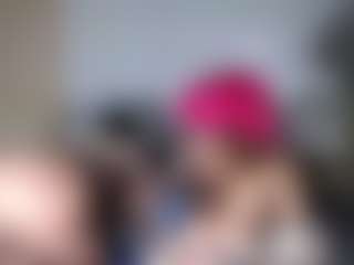 Essencelover's Live Sex Cam Show