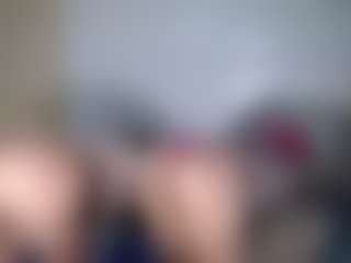 Essencelover's Live Sex Cam Show