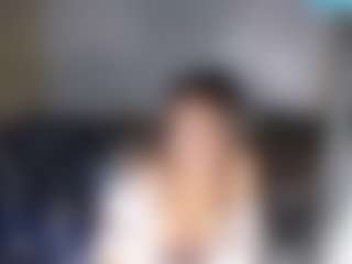 Essencelover's Live Sex Cam Show