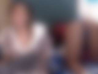 Essencelover's Live Sex Cam Show